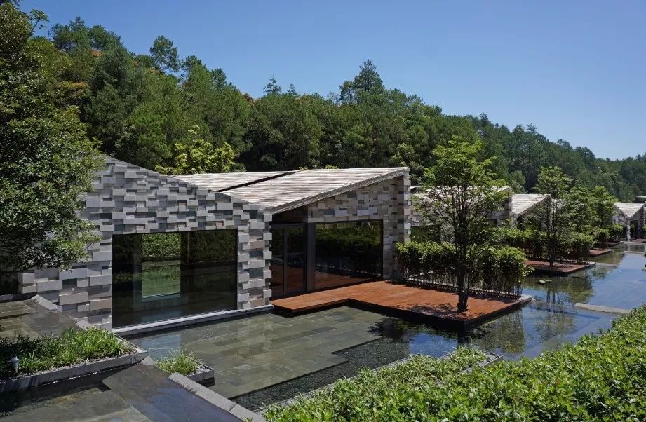 不输日本的农村别墅,顶级私汤酒店