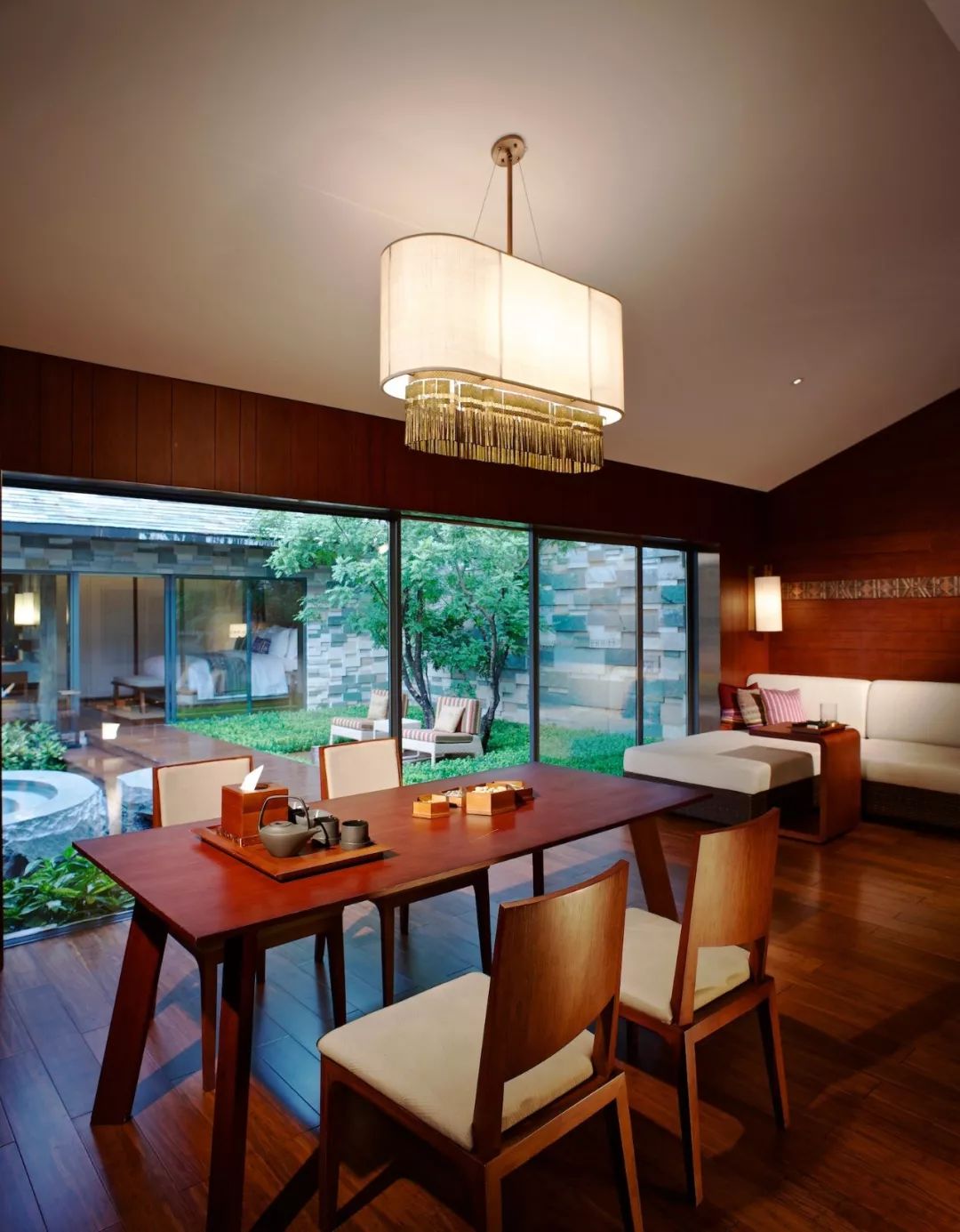 不输日本的农村别墅,顶级私汤酒店