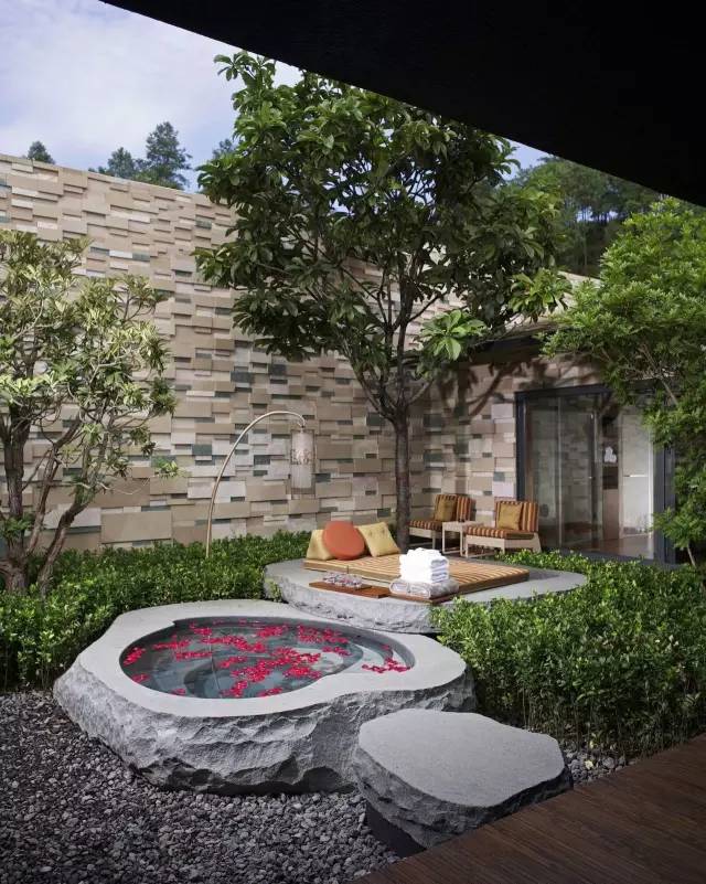 不输日本的农村别墅,顶级私汤酒店