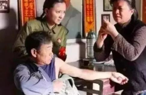 打鸡血的鸡血什么意思,打鸡血的来历简介