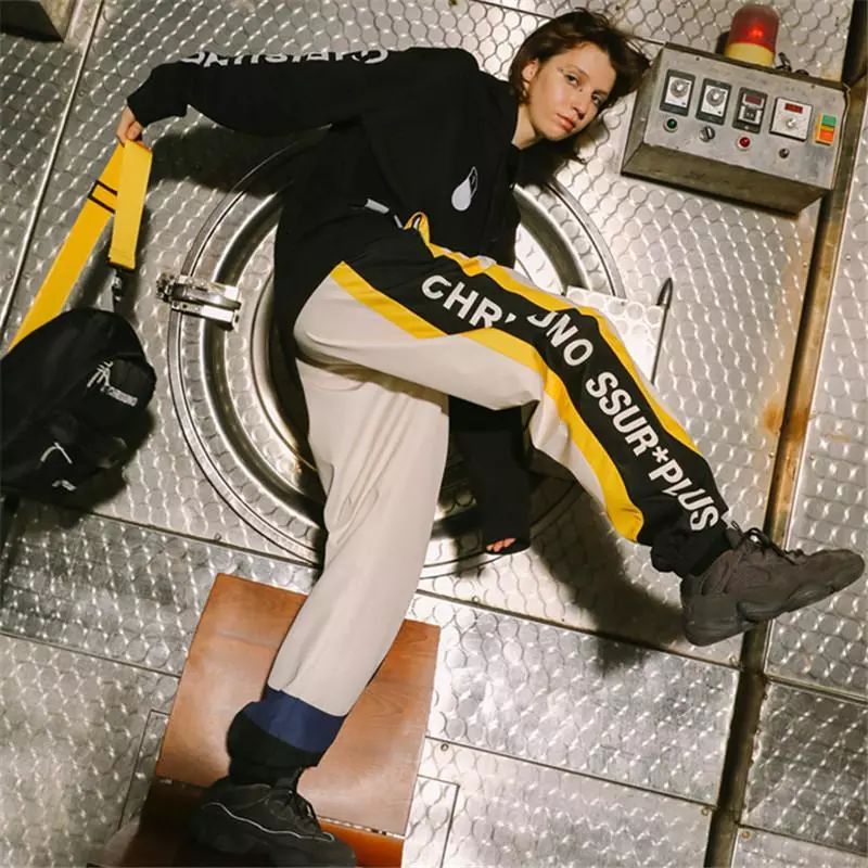 aj1体育画报49.5,aj1体育画报对比黑红