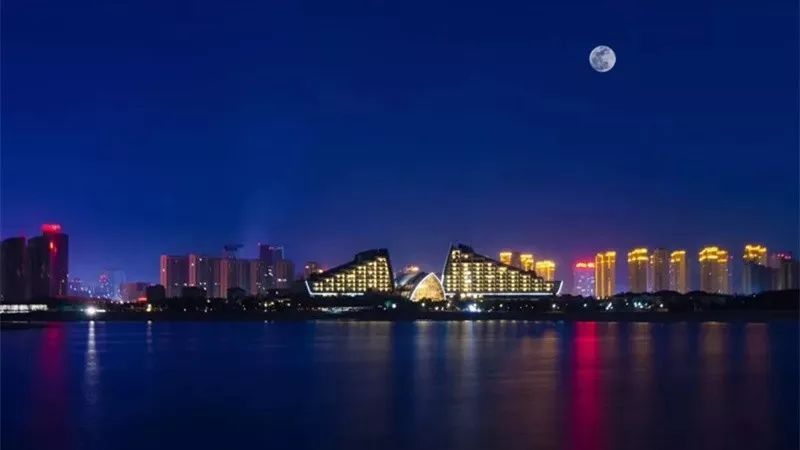 2019年就要来了！送你一本用鲅鱼圈做成的月历，收藏最美的风景！