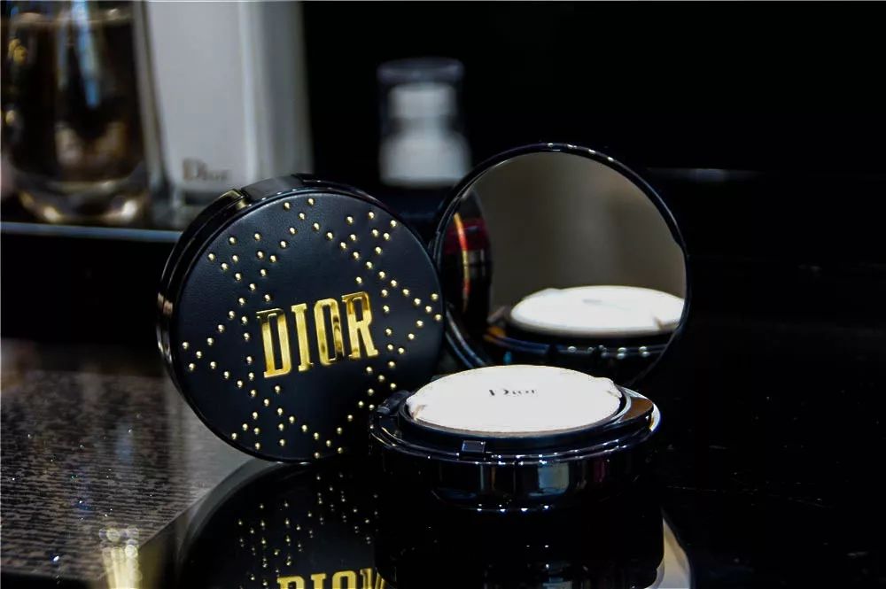 年底迷信-用这样的仪式来迎接2019，断舍离用旧了的2018