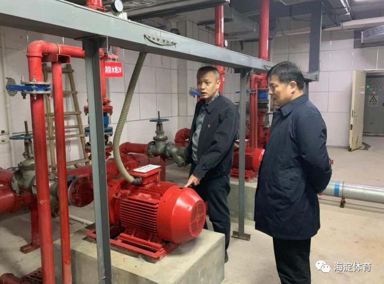 市体育局召开节前警示教育会议,市体育局检查安全生产工作