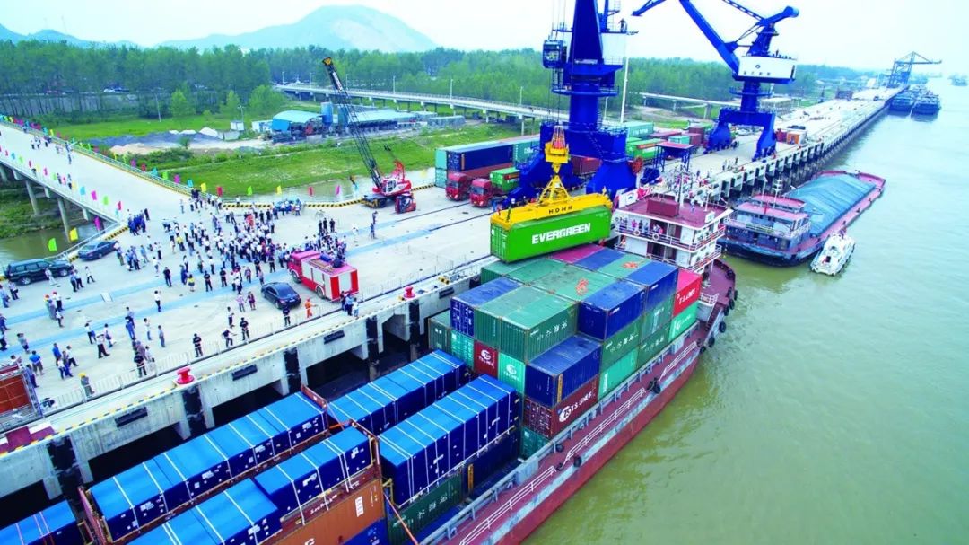 黄石城市基础建设,黄石市转型升级的借鉴意义