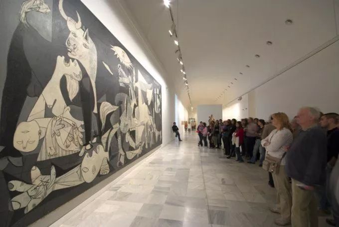 这座城市文艺到骨子里,只当它是西班牙之旅中转站未免太可惜