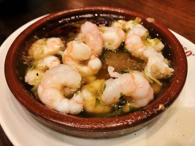 这座城市文艺到骨子里,只当它是西班牙之旅中转站未免太可惜