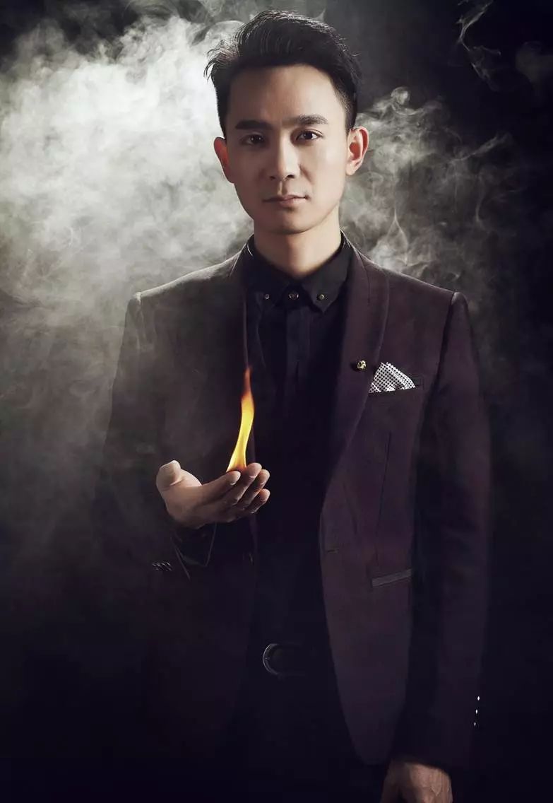 施华洛世奇情人节新款,施华洛世奇限量纪念款