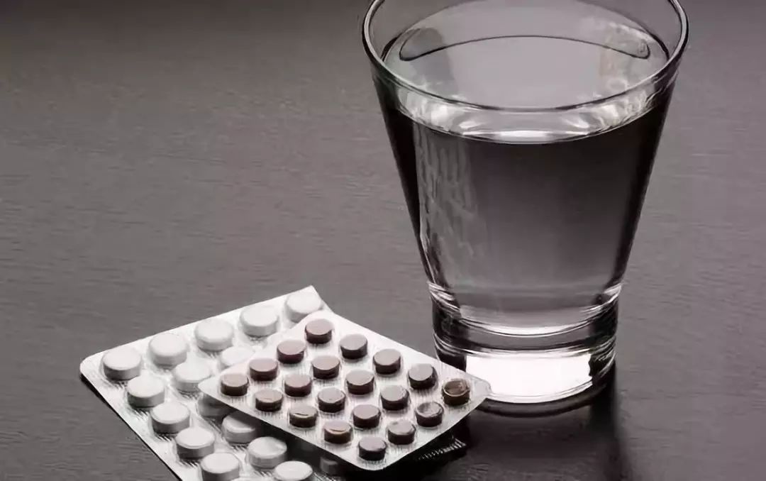 服药后多久可喝开水,吃药的时候多喝热水好吗