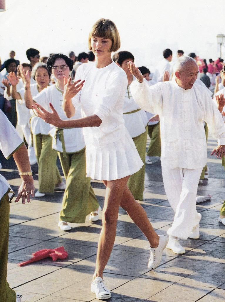 dg新一轮奇葩广告,dg新广告视频大全