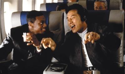 成龙的人生经历,成龙从草根到巨星