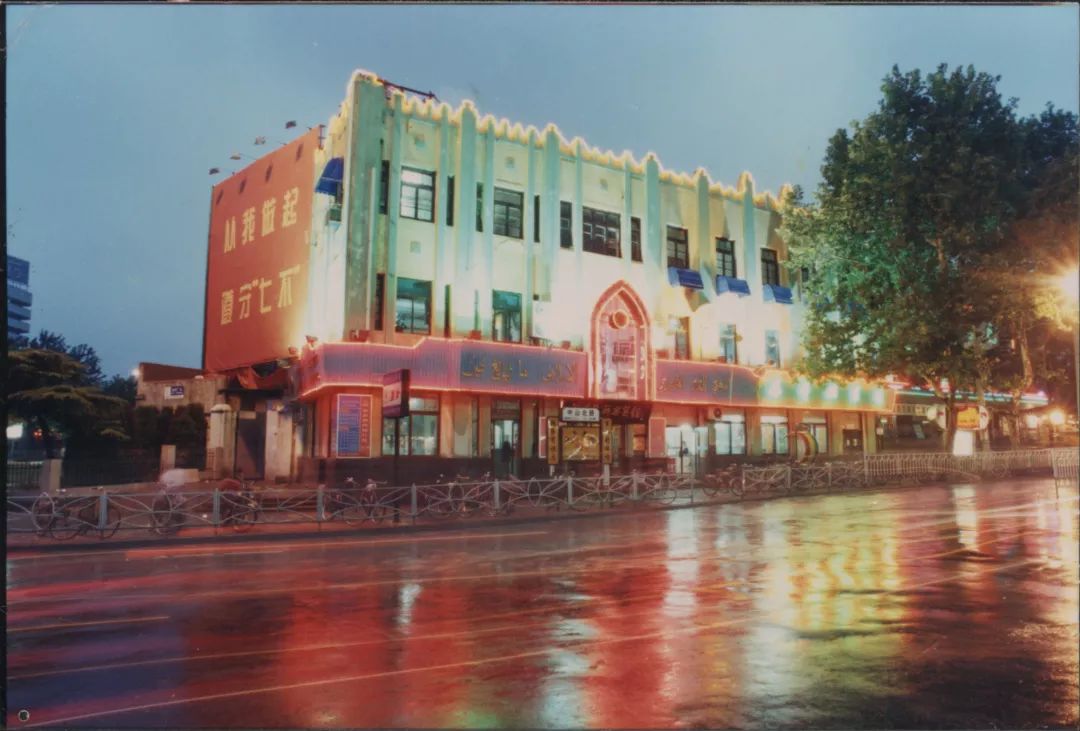 改革开放40周年图片展进行巡展,改革开放40周年南京图片展现场