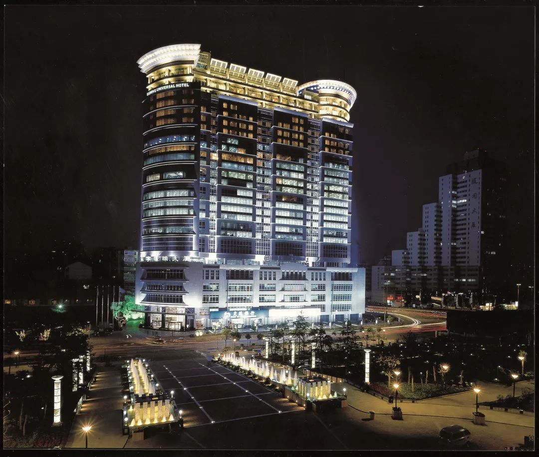 改革开放40周年图片展进行巡展,改革开放40周年南京图片展现场