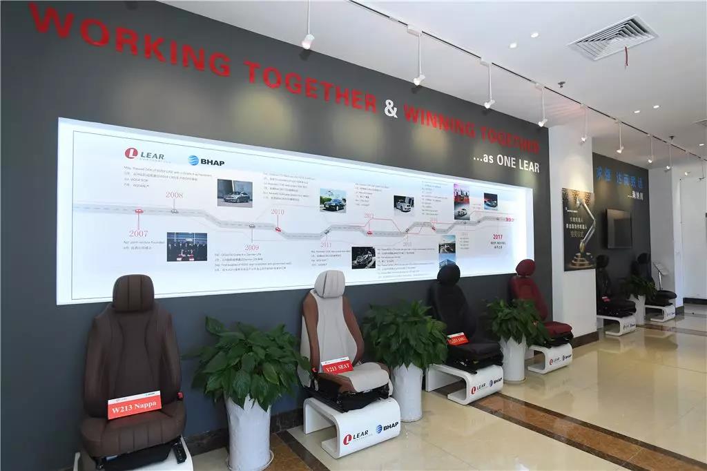 优傲协作式智能机器人,优傲机器人北汽