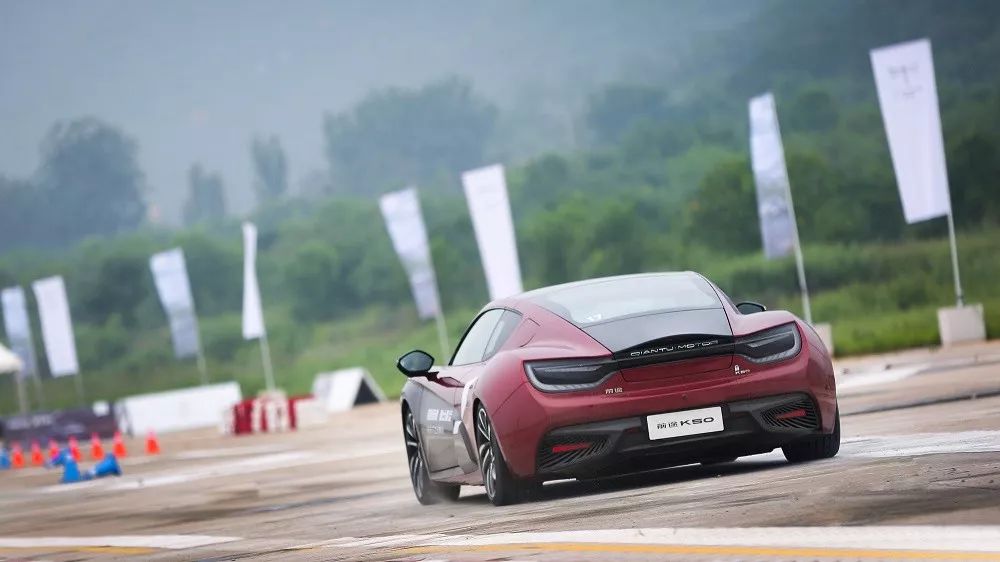 2020年造车新势力深度报告117页,2018造车新势力年终成绩单