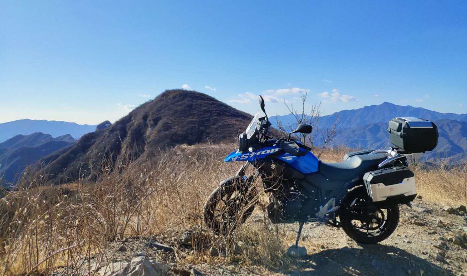 铃木骊驰250和豪爵gw250哪个好,豪爵铃木三兄弟配置对比表