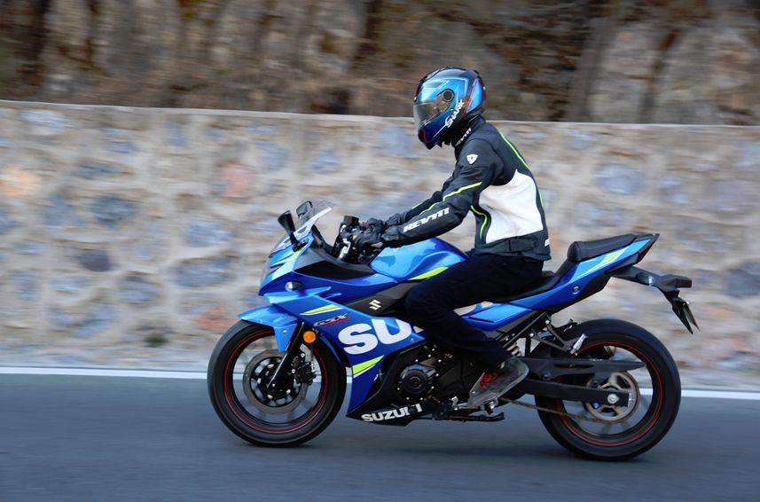 铃木骊驰250和豪爵gw250哪个好,豪爵铃木三兄弟配置对比表