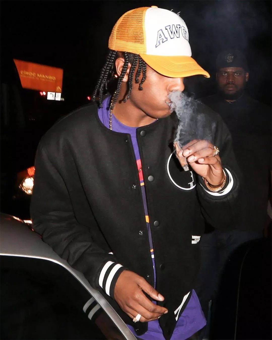 实不相瞒，我第一顶帽子是现在看来“土到掉渣”的货车帽