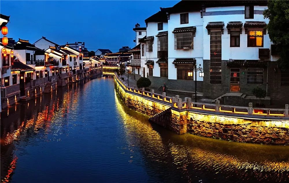 重温古韵历史文化名镇,描绘新家园