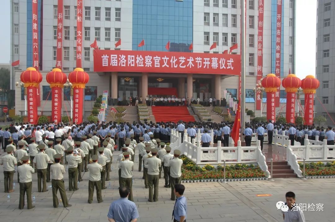 砥砺前行四十载风雨同舟七十年,砥砺前行四十年