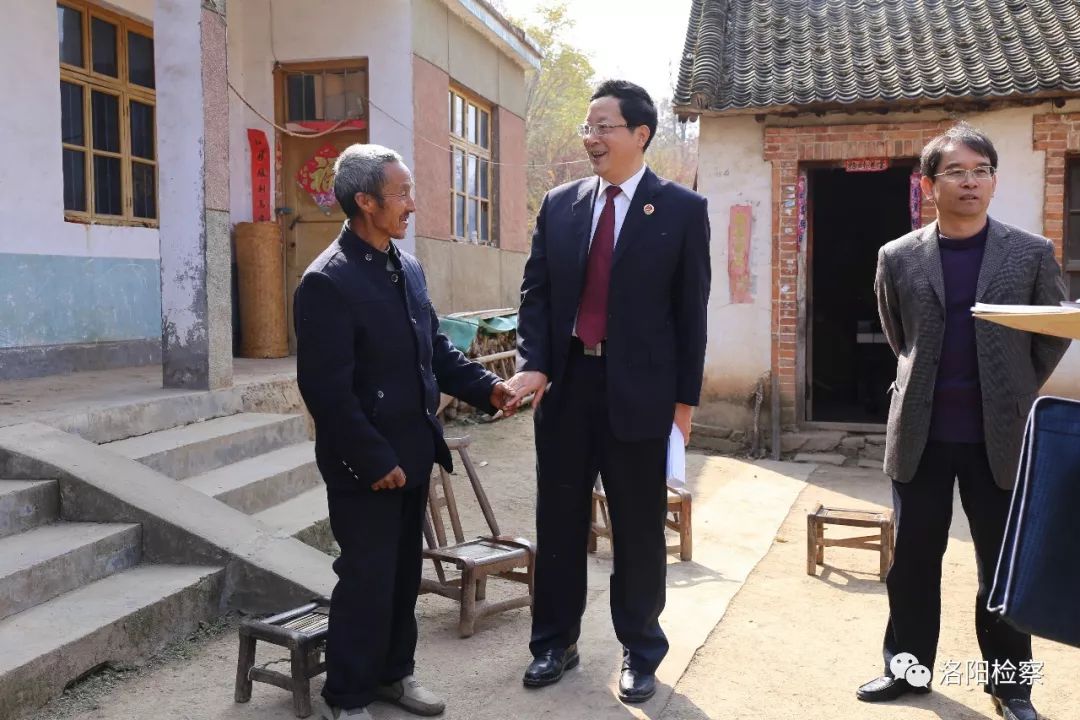 砥砺前行四十载风雨同舟七十年,砥砺前行四十年