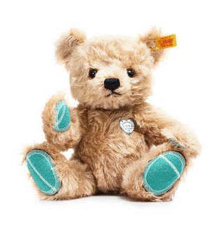 住范思哲酒店，用着CARTIER家居，吃着CHANEL甜品，奢侈品牌：你的玛丽苏生活已被我们承包～