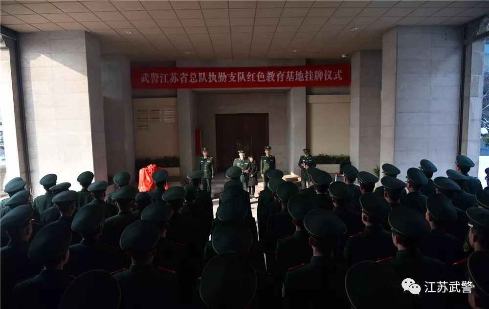 闀滃ご涓嬬殑鍏畨閾佸啗,鍏夊奖娴佸勾瑙嗛澶у叏