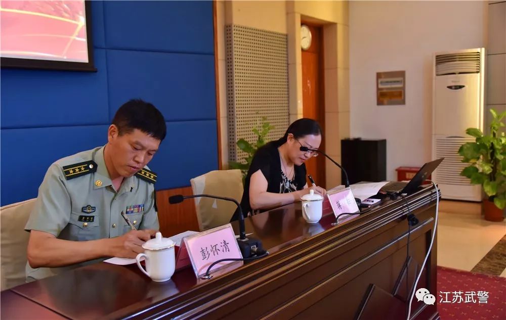 闀滃ご涓嬬殑鍏畨閾佸啗,鍏夊奖娴佸勾瑙嗛澶у叏