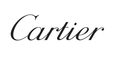 住范思哲酒店，用着CARTIER家居，吃着CHANEL甜品，奢侈品牌：你的玛丽苏生活已被我们承包～