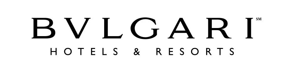 住范思哲酒店，用着CARTIER家居，吃着CHANEL甜品，奢侈品牌：你的玛丽苏生活已被我们承包～