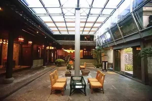 给2019加点新鲜料！老底子年味儿又翻红：品年菜、购年货、赶庙会……这座江南名城里年趣正无穷！