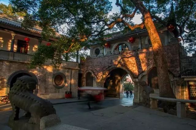 给2019加点新鲜料！老底子年味儿又翻红：品年菜、购年货、赶庙会……这座江南名城里年趣正无穷！