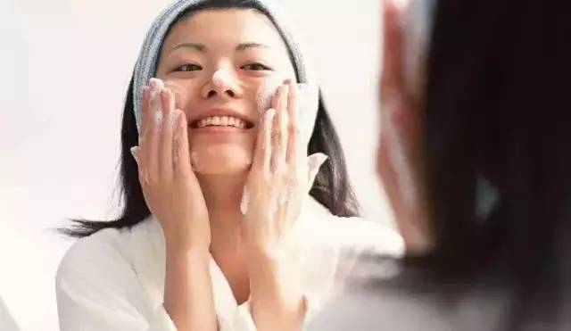 麻范儿好物|大米居然有这奇效!用它20天,皮肤白得发亮