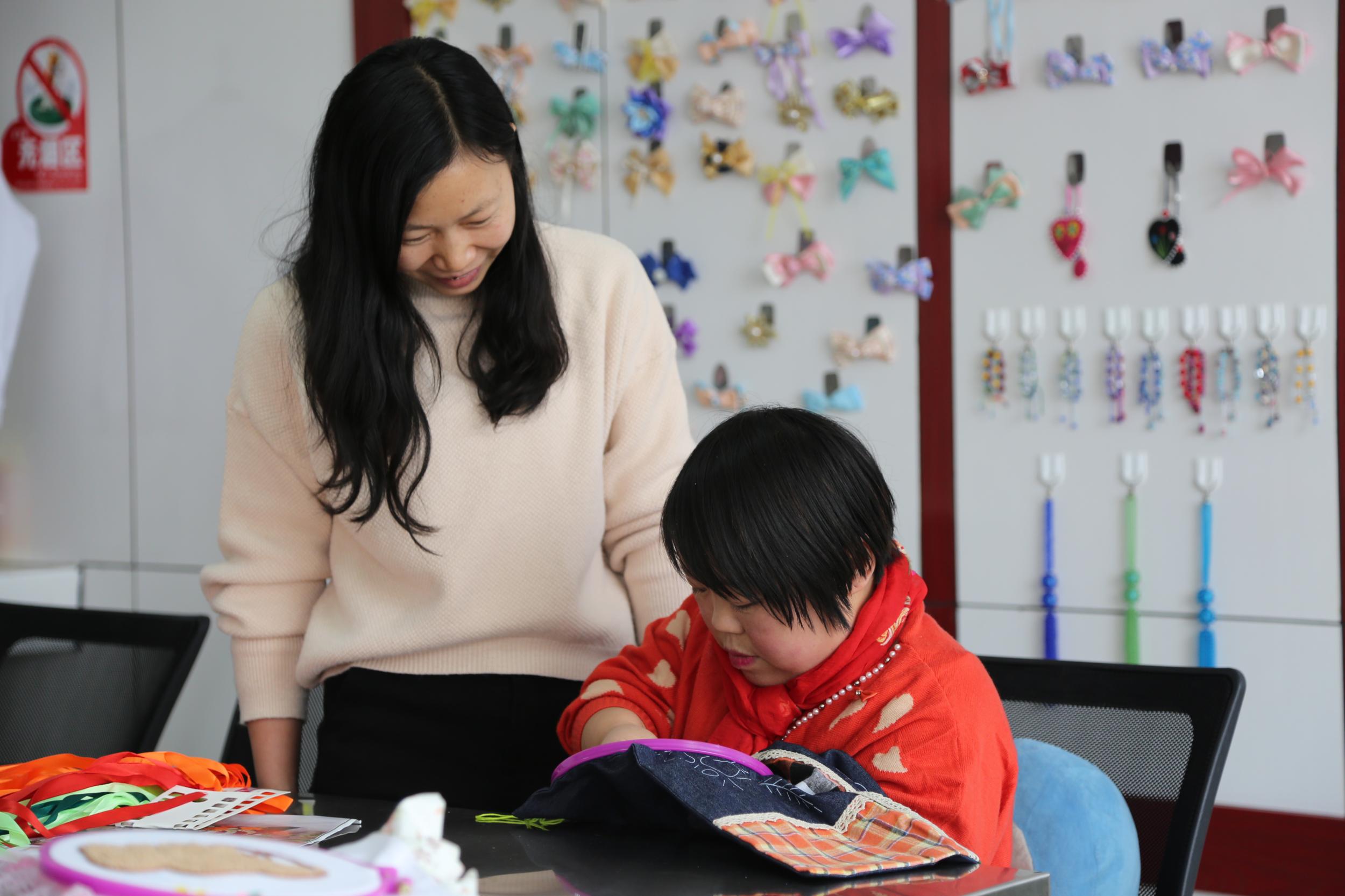 同步小康残疾人一个都不能少,小康社会残疾人一个不能少