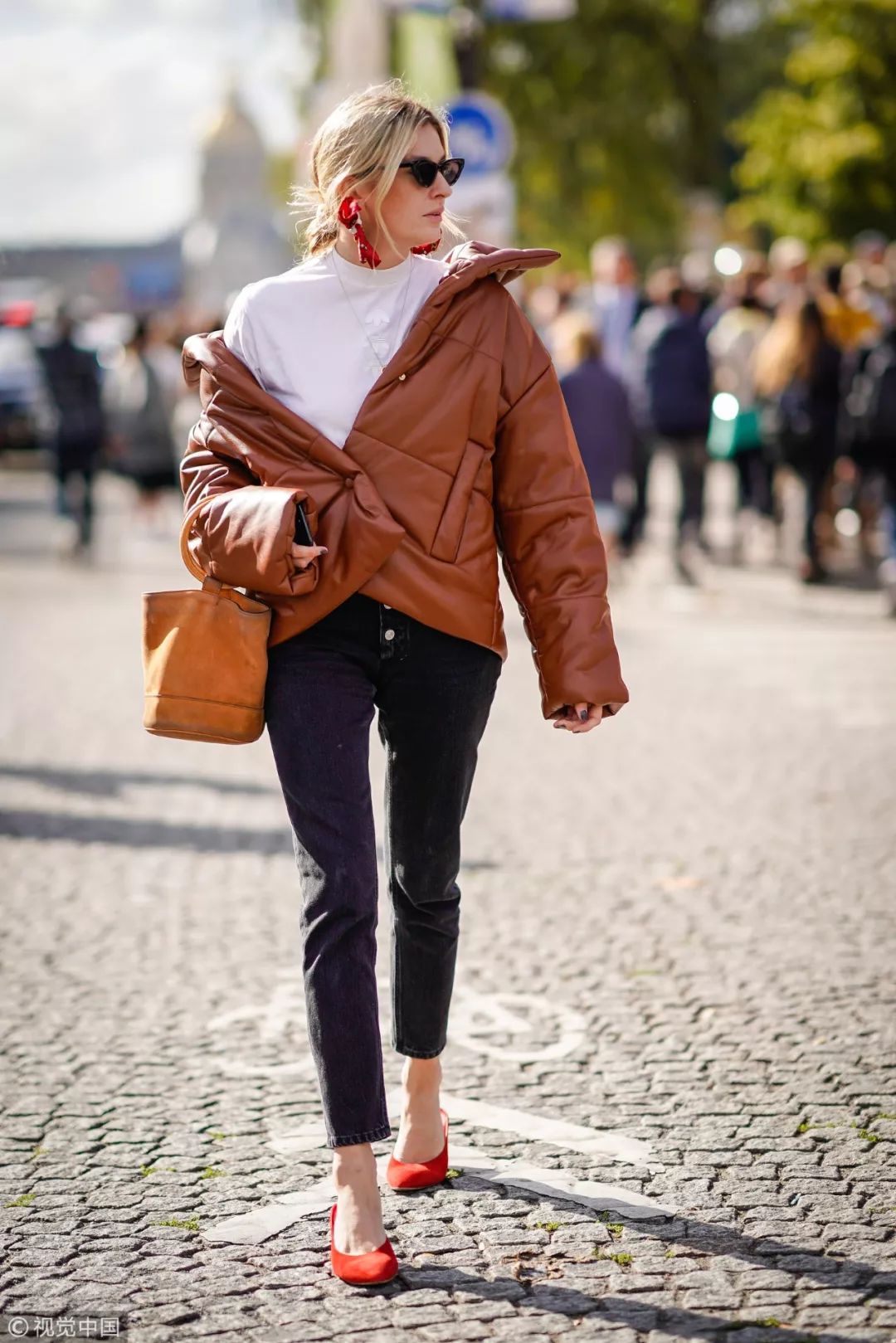 羽绒服选购全攻略,羽绒服怎么介绍有高级感