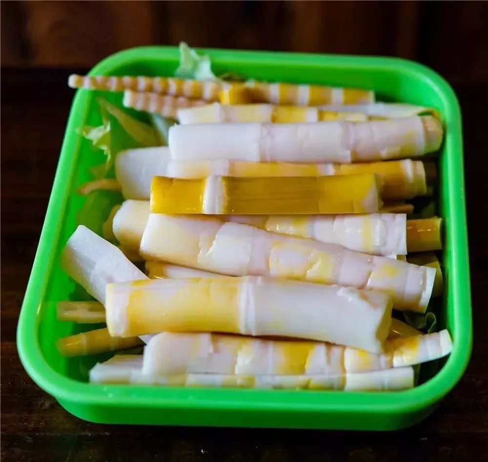 太过分！安溪这家串串店周年庆折扣搞得太大了！不要白不要……