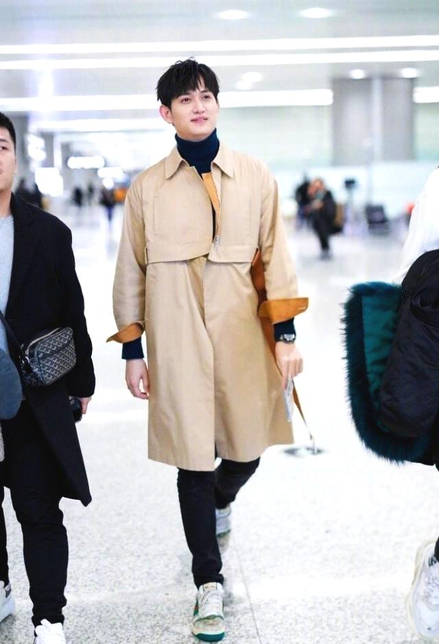 马可帅气亮相,马可帅气操作