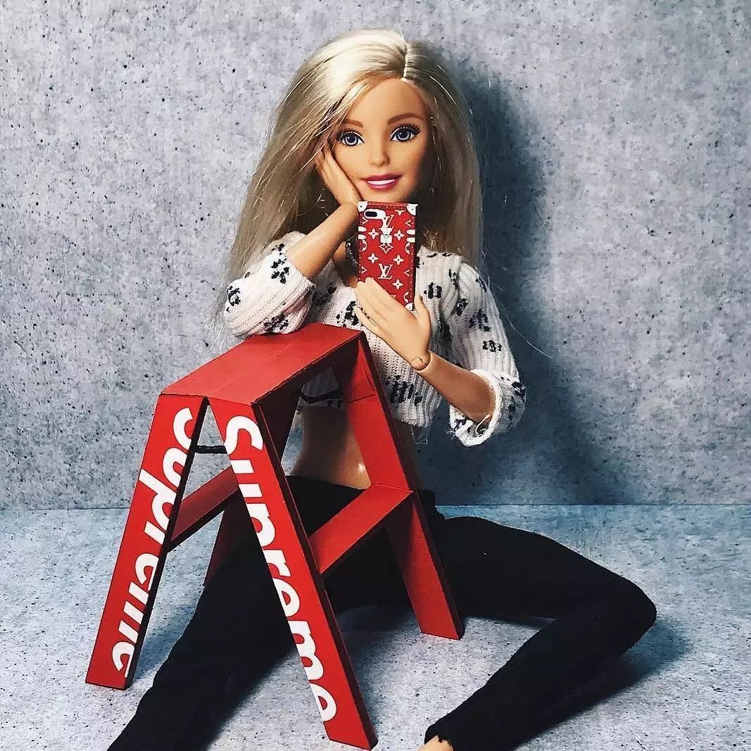 毒有瑕疵同意发货后悔怎么办,毒上面说有轻微色差是正品吗