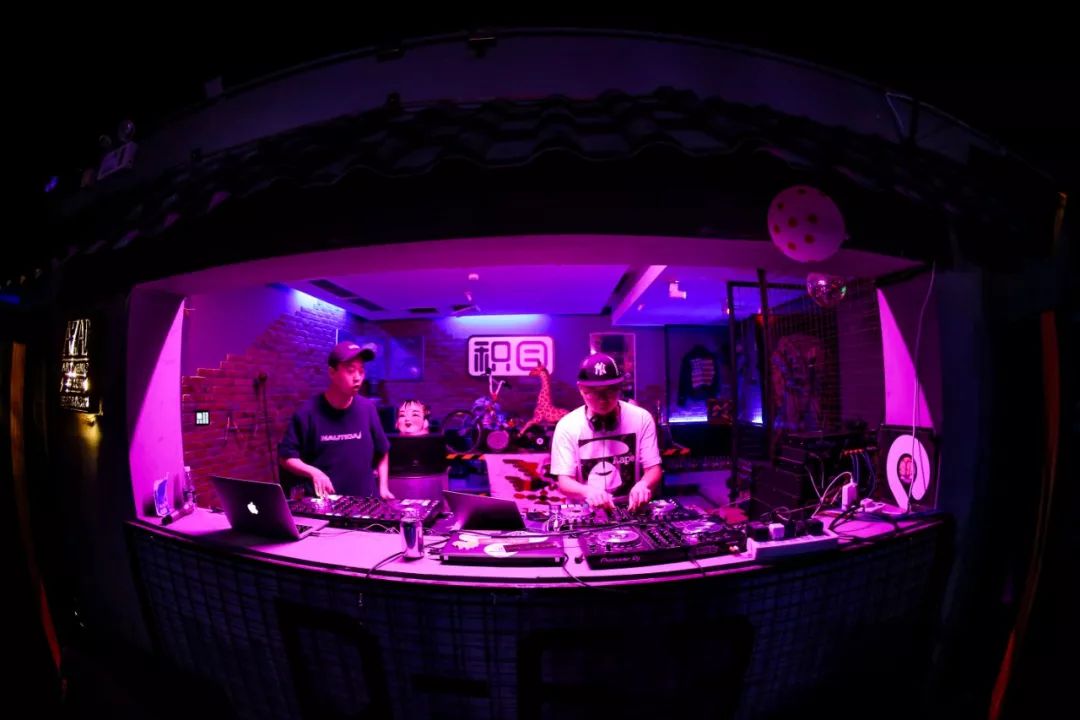 今生最美舞会！成都霹雳派对全攻略