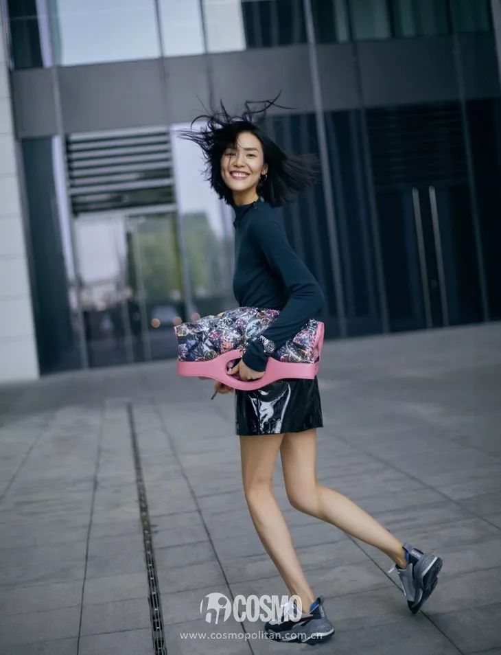 周迅第一次去巴黎,周迅这一年原声台词