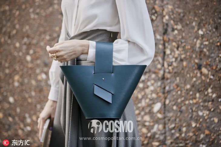 周迅第一次去巴黎,周迅这一年原声台词