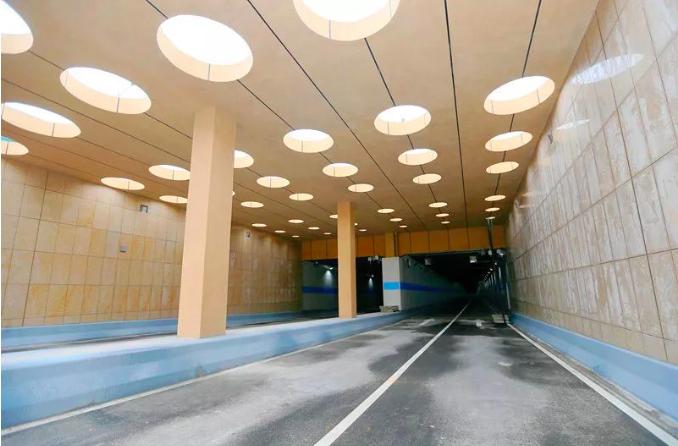 告别过去拥抱未来,告别过去拥抱未来原唱