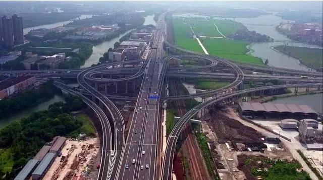 告别过去拥抱未来,告别过去拥抱未来原唱