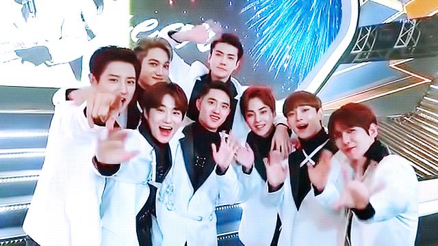 exo完整版12人颁奖典礼,exo100个视频合集