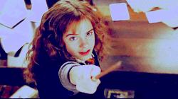 赫敏霉霉,霉霉和赫敏什么关系