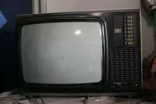 沉入吴淞口修整烘干后还能用，上海制造精品金星彩电｜改革开放40周年之金星电视篇