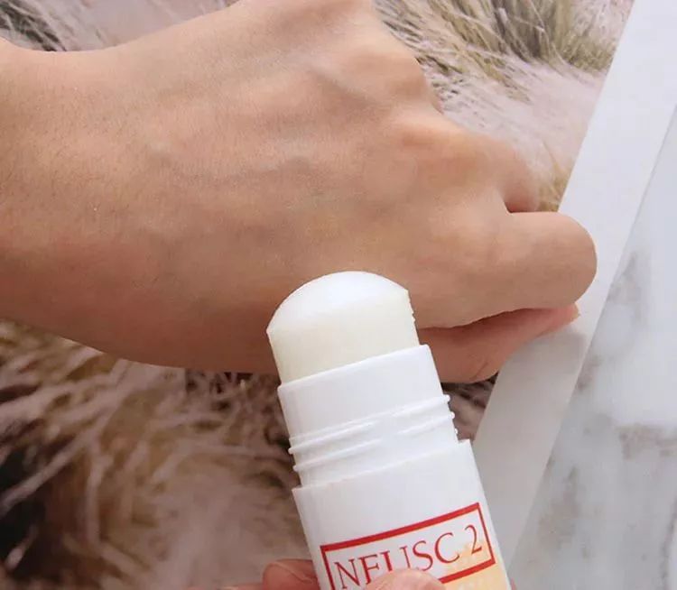 暖宝宝已经解救不了寒冷,冬天脚冷没有暖宝宝怎么办