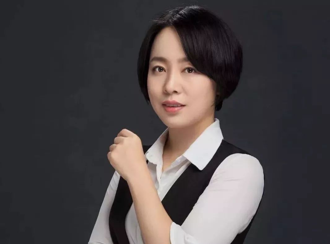 小s痛哭道歉视频,小s哭泣直播