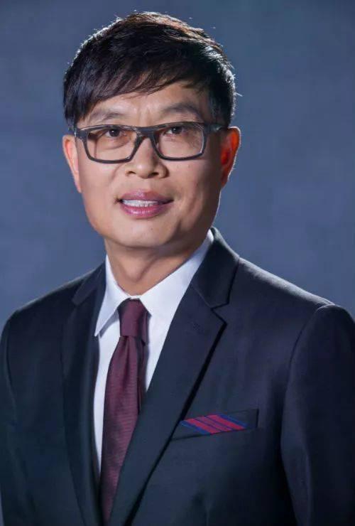 方洪波在美的有多少股份,美的方洪波是人大代表吗