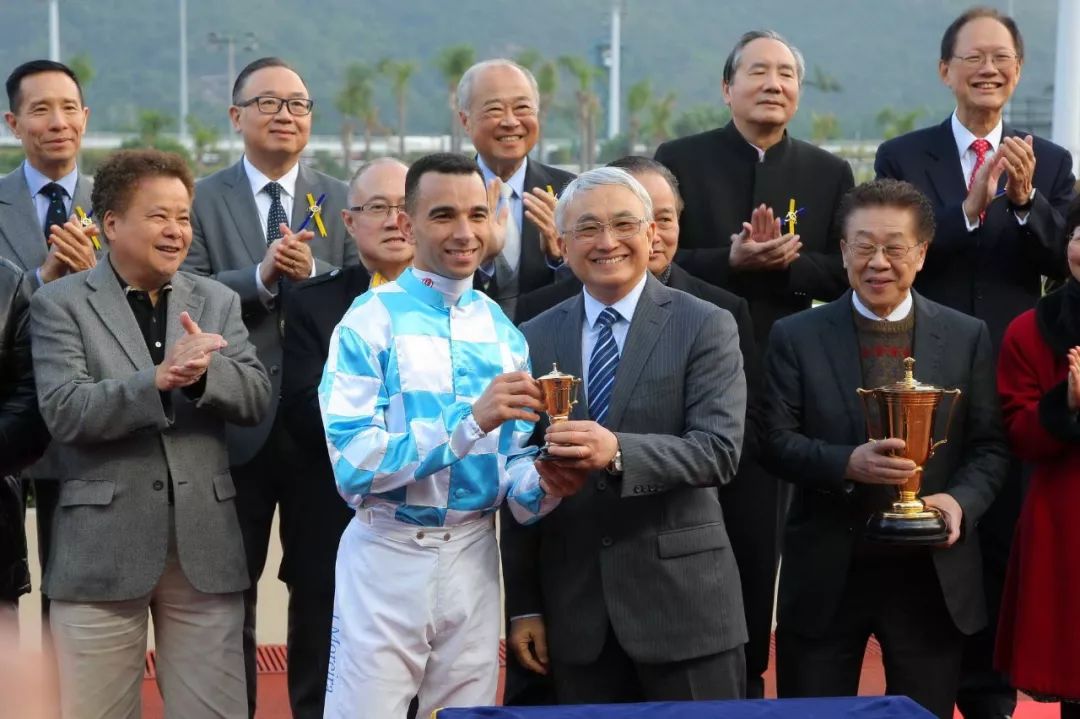 投注额达17.15亿港币,8万余马迷入场观赛!香港元旦赛马日再创新高